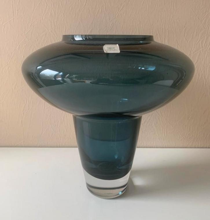 Zeldzaam mooie blauw grijze glazen vaas van Zwiesel 1872, Antiek en Kunst, Antiek | Glaswerk en Kristal, Ophalen of Verzenden