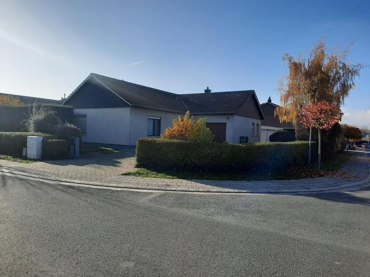 Charmante Bungalow Te Koop, Immo, Huizen en Appartementen te koop, Provincie Oost-Vlaanderen, 500 tot 1000 m², Vrijstaande woning
