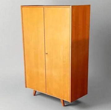 Vintage berkenkast met hoge plank uit de jaren 60  beschikbaar voor biedingen