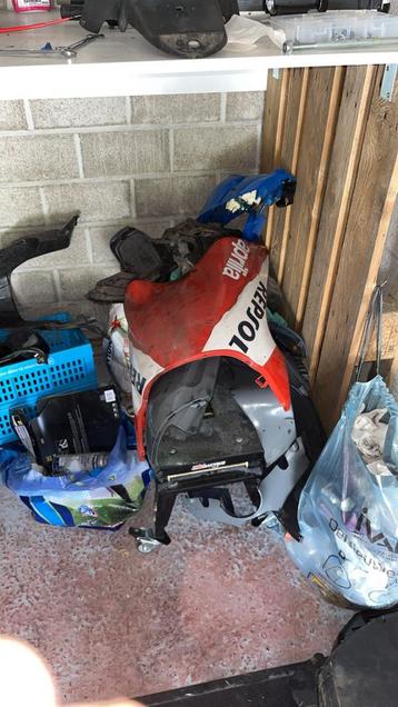 Aprilia sx 50 kappenset zip sp kappenset beschikbaar voor biedingen