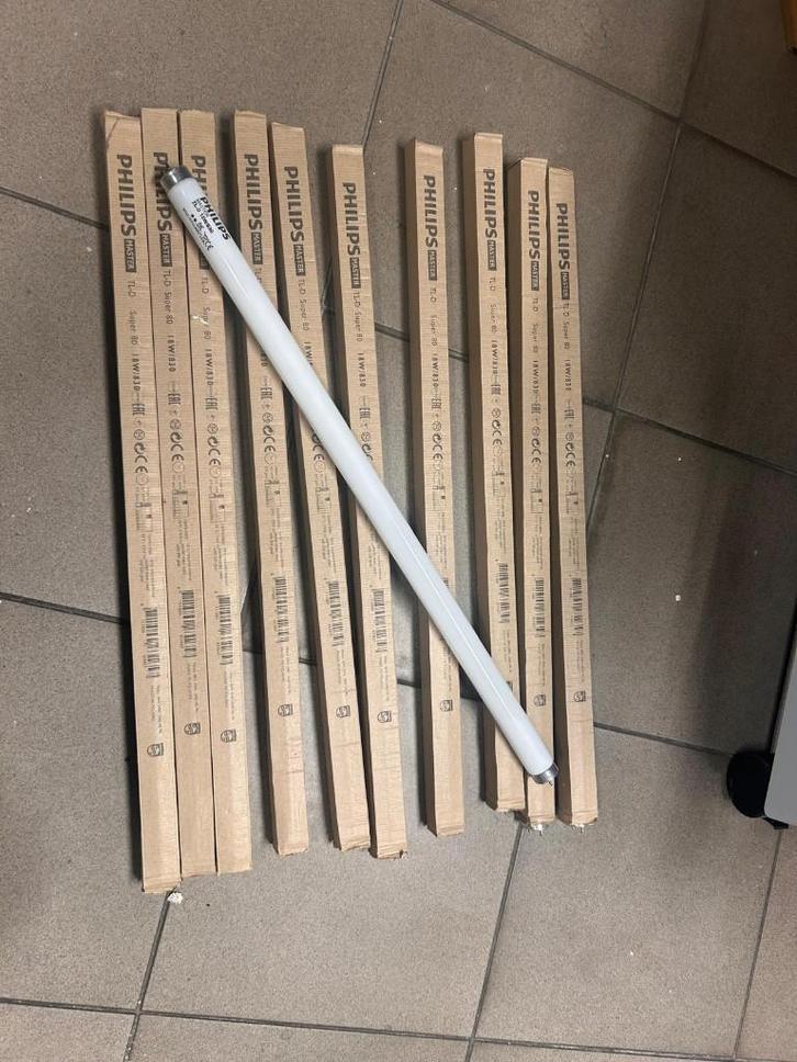10x Philips MASTER TL-D 18W/830 - Blanc chaud (60 cm), Maison & Meubles, Lampes | Lampes en vrac, Neuf, Autres types, Moins de 30 watts