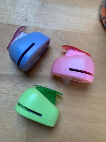 Papier vormpjes uitsnijders beschikbaar voor biedingen