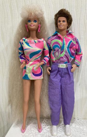 Totally Hair Barbie en Ken uit 1991 met originele outfit beschikbaar voor biedingen