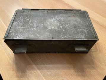 EHBO kist duits leger, WO2 beschikbaar voor biedingen