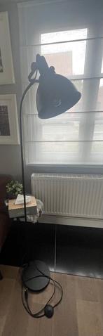 Staanlamp, Ophalen, Zo goed als nieuw, Minder dan 100 cm