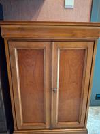 Meuble en merisier, Enlèvement