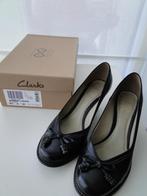 Zwarte pumps Clarks - maat 40, Kleding | Dames, Pumps, Zwart, Ophalen of Verzenden, Zo goed als nieuw