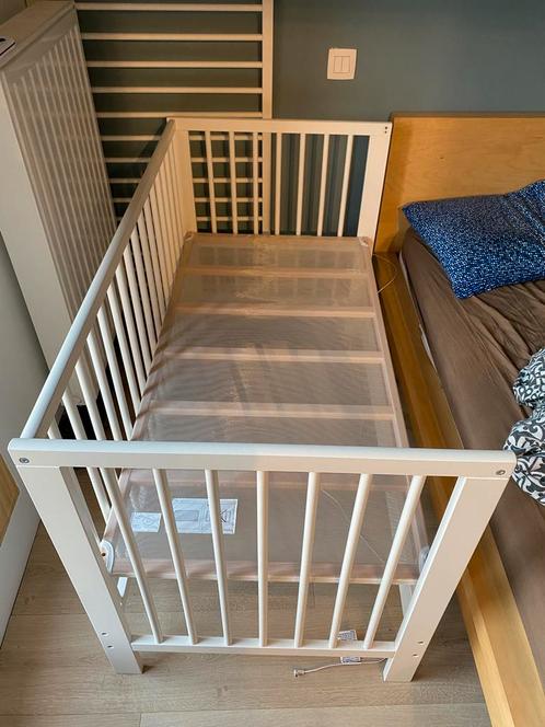 Baby bed + matras, Kinderen en Baby's, Kinderkamer | Bedden, Zo goed als nieuw, Minder dan 140 cm, Minder dan 70 cm, Matras, Ophalen