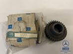 NOS tandwiel vierde versnelling Mercedes-Benz W110 W120 W121, Auto-onderdelen, -, Nieuw, Ophalen of Verzenden, -