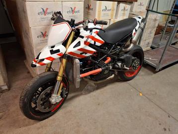 Hypermotard circuit beschikbaar voor biedingen