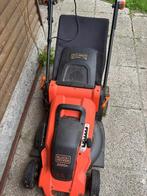 Grasmachine Black n Decker 2000 watt, Tuin en Terras, Grasmaaiers, Ophalen, Cirkelmaaier, Gebruikt, Elektrische grasmaaier