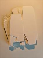 17 witte doosjes doopsuiker 5x5 cm, Enlèvement