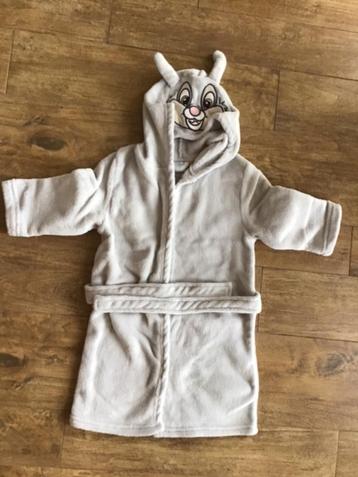 2 kinderkamerjasjes/badjasjes + pantoffeltjes beschikbaar voor biedingen