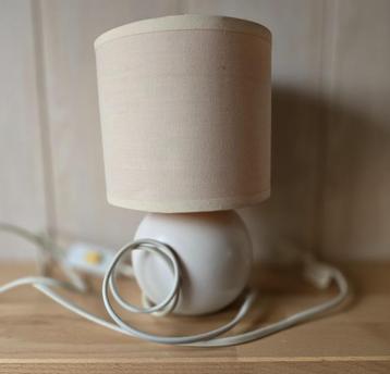 tafellamp beige beschikbaar voor biedingen