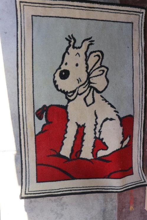 MILOU tapijt (TINTIN EN MILOU), Verzamelen, Stripfiguren, Kuifje, Ophalen of Verzenden