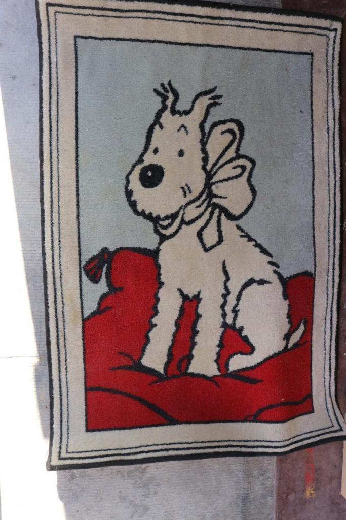 MILOU tapijt (TINTIN EN MILOU), Verzamelen, Stripfiguren, Kuifje, Ophalen of Verzenden