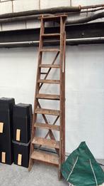 Antiek houten trap in goede staat, Doe-het-zelf en Bouw, Ladders en Trappen, Ophalen, Gebruikt, Trap, 2 tot 4 meter