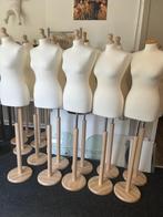 paspop op houten standaard etalagepop torso buste NIEUW !!!!, Vêtements | Femmes, Vêtements Femmes Autre, Enlèvement ou Envoi
