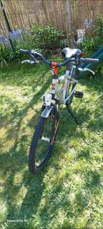 Fiets tekoop voor jongeren, Fietsen en Brommers, Ophalen, Zo goed als nieuw