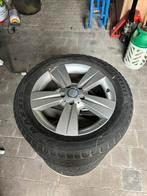 Winterbanden op velg mercedes v-klasse, Auto-onderdelen, Banden en Velgen, Ophalen, Winterbanden, Velg(en)