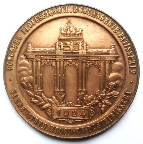 medaille 1924 vakwedstrijd brood en pastijbakkerij, Postzegels en Munten, Penningen en Medailles, Overige materialen, Ophalen of Verzenden