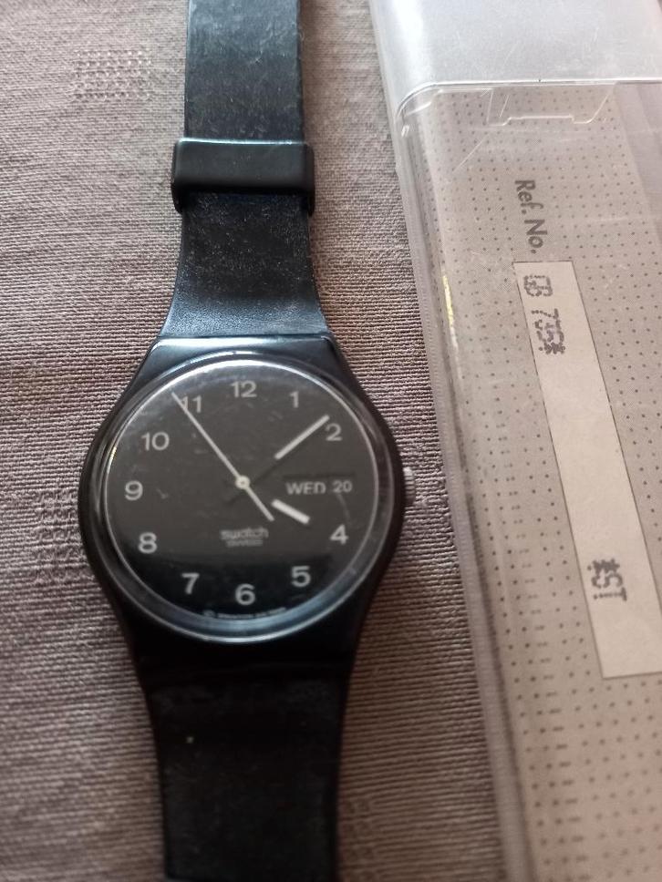 Swatch gb735 quartz herenhorloge, Collections, Collections Autre, Comme neuf, Enlèvement ou Envoi