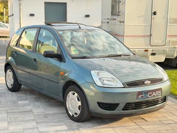 Ford Fiesta 1.4i ** Automatiek ** 120.000 km ** beschikbaar voor biedingen