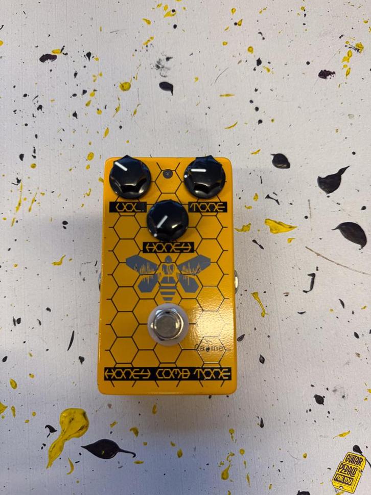 Caline CP-84 Honey Comb Tone Overdrive, Musique & Instruments, Effets, Comme neuf, Distortion, Overdrive ou Fuzz, Volume, Enlèvement ou Envoi