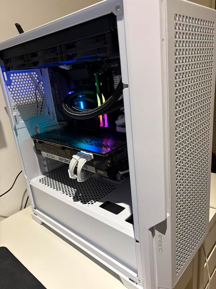 White custom Gaming Pc, I5 14600k, rtx 3070, 32gb ddr5!, Informatique & Logiciels, Ordinateurs de bureau, Comme neuf, SSD, Gaming