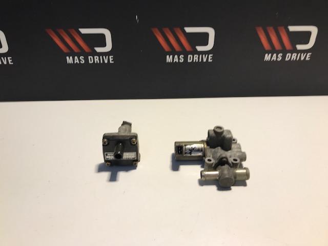 Nissan 300zx z32 idle air control valve + regulator, Auto-onderdelen, Motor en Toebehoren, Gebruikt