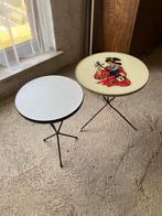 Twee vintage jaren 50 bijzettafeltjes, Ophalen