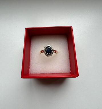 18 karaats gouden ring met saffier en briljantjes engels beschikbaar voor biedingen