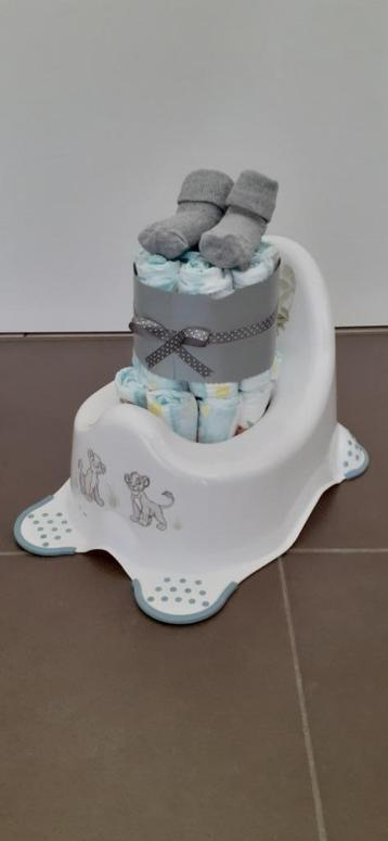 Leuk en nuttig kraamcadeau voor de trotse ouders beschikbaar voor biedingen