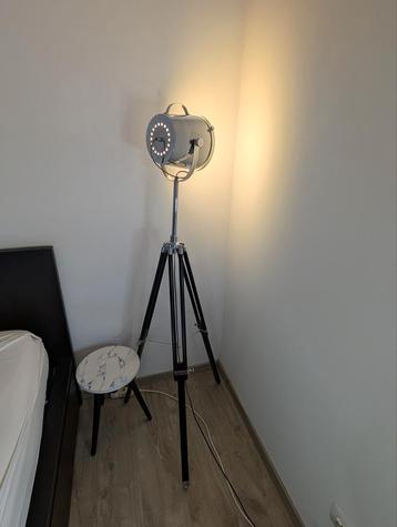 Staande lamp in perfecte staat, Enlèvement, Comme neuf
