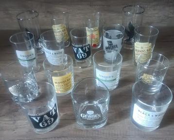 Lot de verres à whisky  beschikbaar voor biedingen