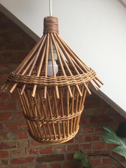 Vintage luster rotan vogelkooi lantaarn, Huis en Inrichting, Lampen | Hanglampen, Gebruikt, 50 tot 75 cm, Kunststof, Overige materialen