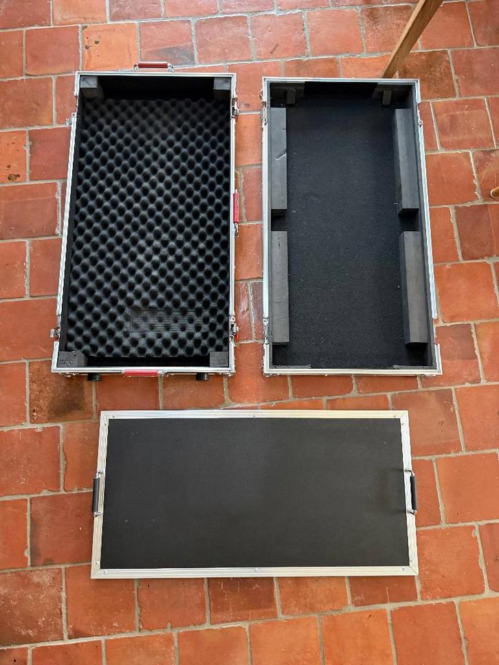 Pedal Board et Flycase Gator, Musique & Instruments, Instruments à corde | Guitares | Électriques, Utilisé, Autres marques, Enlèvement