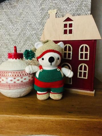 Poupées décoratives de Noël en coton faites main un tricot 