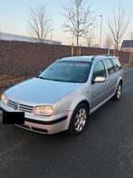 VW Golf 4 Break, Auto's, Volkswagen, Voorwielaandrijving, 4 cilinders, Zilver of Grijs, Te koop