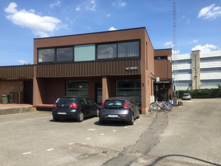 Tof kantoor te Vissersstraat 1 Hasselt, Immo, Appartementen en Studio's te huur, Hasselt, 50 m² of meer