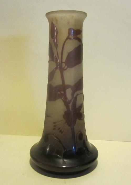 Vase antique art nouveau en verre camée Emile Gallé, 1904-19, Antiquités & Art, Antiquités | Verre & Cristal, Envoi
