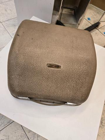 Triumph Gabrielle typemachine met koffer beschikbaar voor biedingen