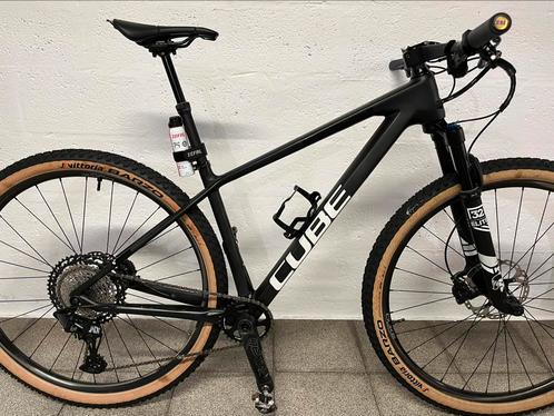 Cube reaction c62 roues duke carbon, Fietsen en Brommers, Fietsen | Mountainbikes en ATB, Ophalen