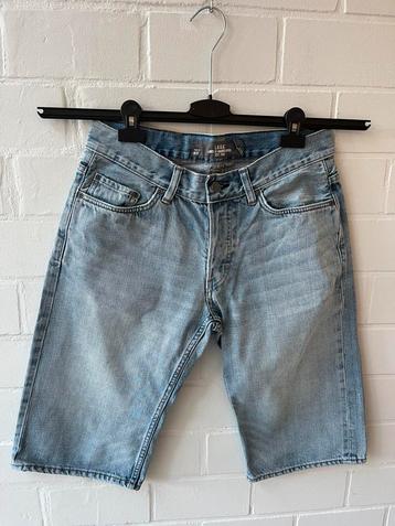 Twee jeansshorten L.O.G.G Made by H&M beschikbaar voor biedingen
