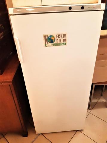 zanussi zvc-190-c koelkast  oud mar werkt nog. beschikbaar voor biedingen