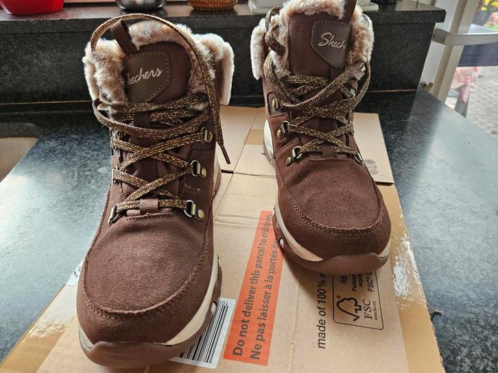 Stevige, warme wandelschoenen, Sport en Fitness, Bergsport en Wandelen, Ophalen