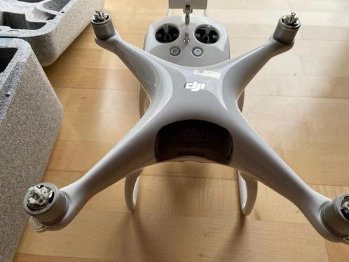 DJI Phantom 4 – Met Controller + Accessoires, Audio, Tv en Foto, Drones, Zo goed als nieuw, Drone met camera, Ophalen of Verzenden