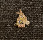 PIN - JVC - VOETBAL - FOOTBALL, Verzamelen, Verzenden, Gebruikt, Merk, Speldje of Pin