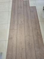 Parquet stratifié chêne brun 78m2  1 250 €, Ophalen, Nieuw, Hout, Laminaat