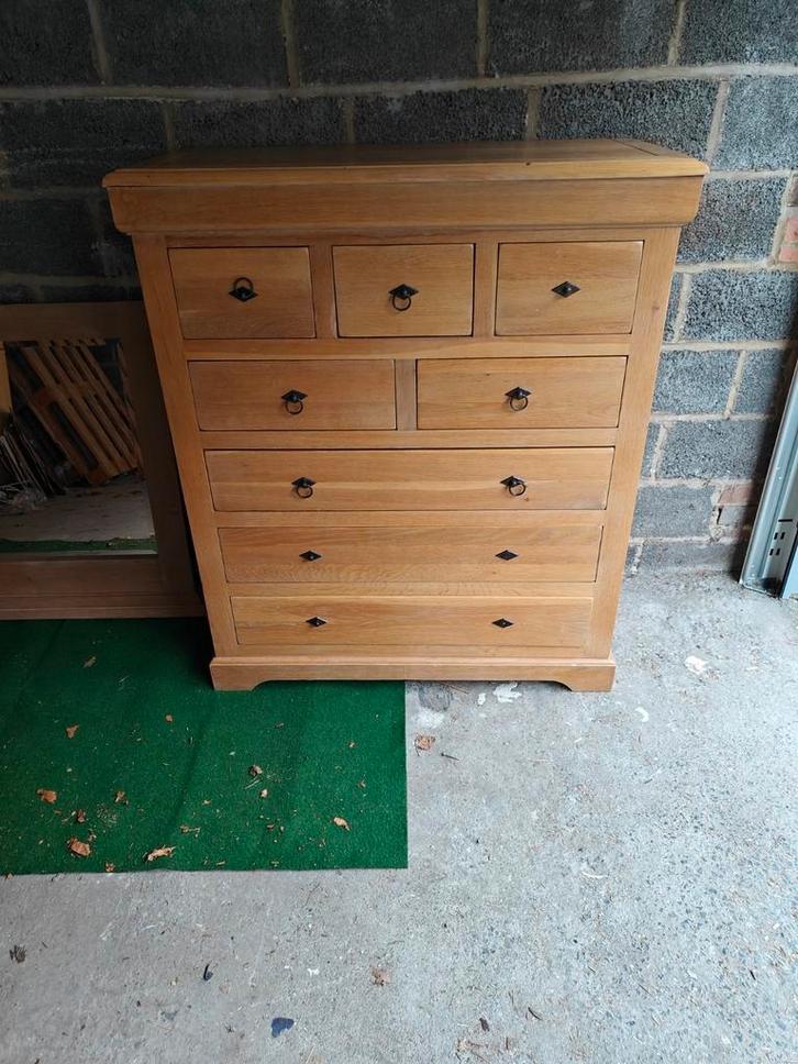 Commode en bois lourd/massif avec miroir, Maison & Meubles, Armoires | Commodes, Utilisé, Enlèvement